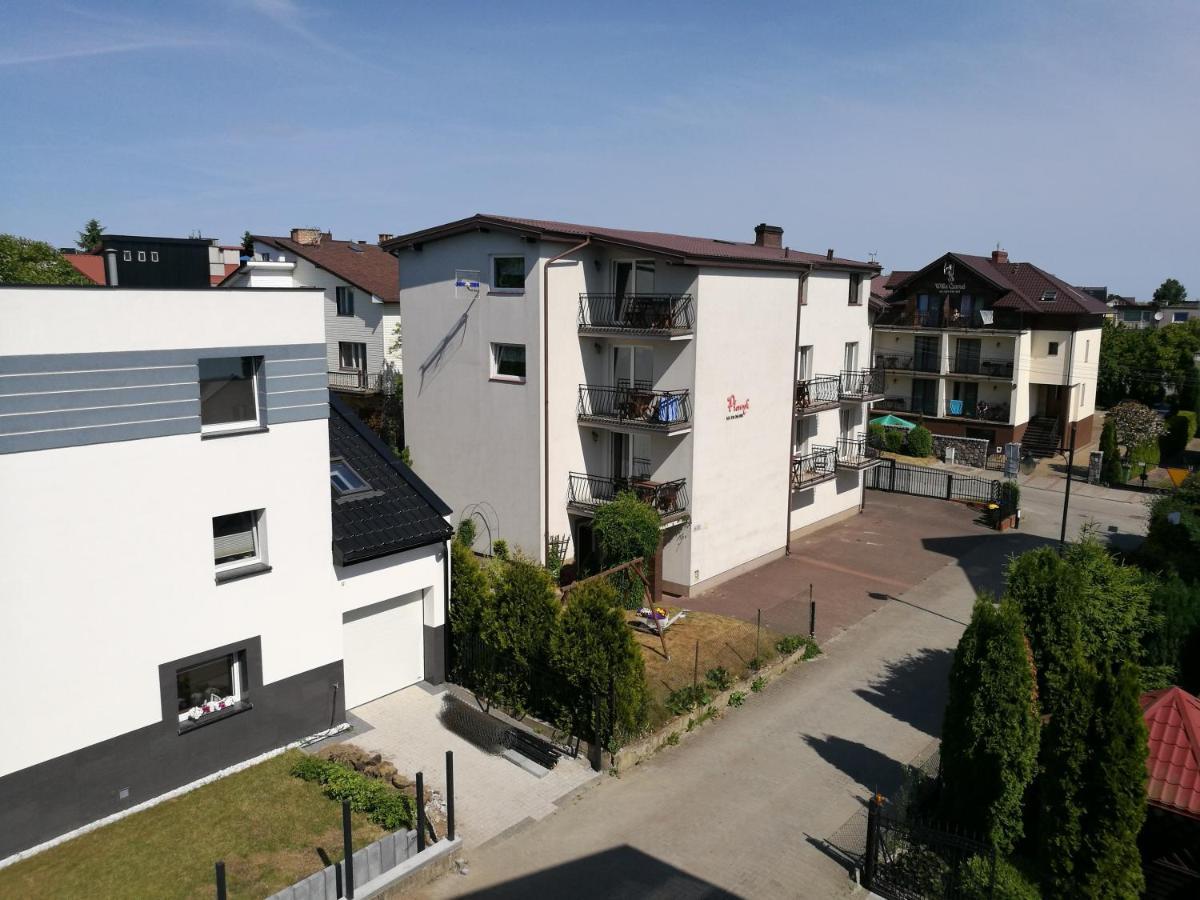 Dom Wczasowy Plomyk Władysławowo Exterior foto